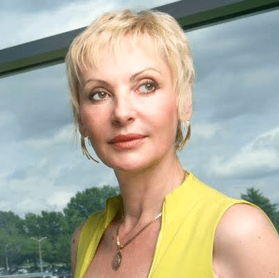 Dr. Michaela Iorga